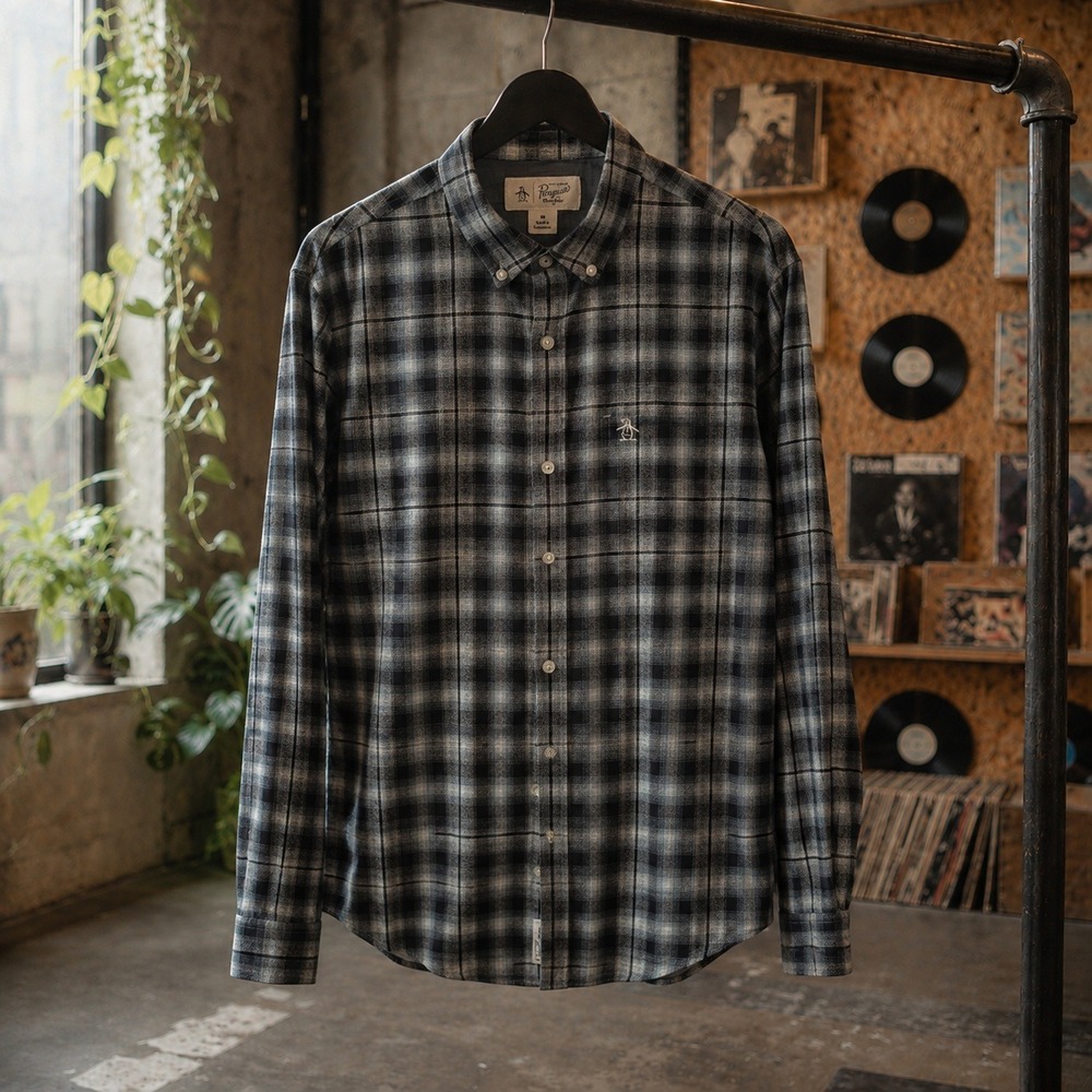 Penguin by Munsingwear Medium Black/Gray/Blue Plaid Button-Down Shirt